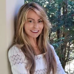 Real Estate Contact — Sicilian Table